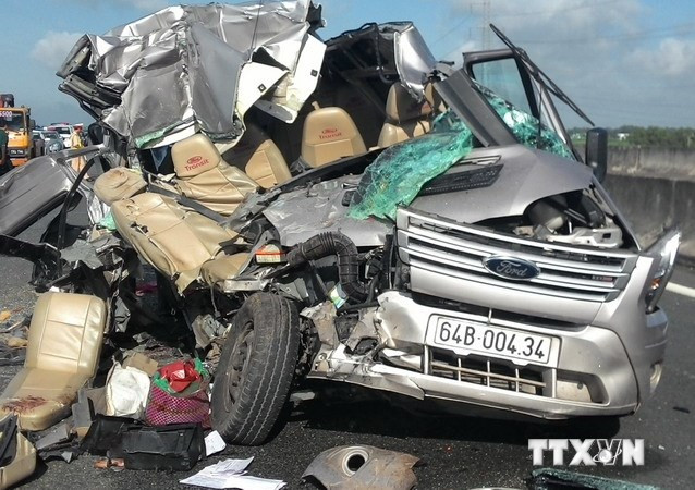 Ngăn chặn, hạn chế tai nạn giao thông trên đường cao tốc ảnh 1