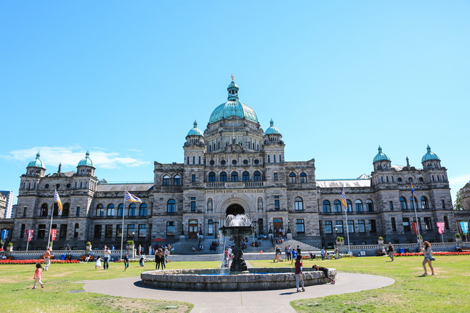 Một ngày trên “đảo ngọc” Victoria - danh thắng bậc nhất Bắc Mỹ ảnh 3