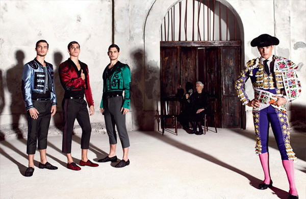 Cuộc đổ bộ của những chiến dịch thời trang Xuân Hè 2015 ấn tượng ảnh 13