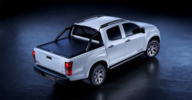 Isuzu giới thiệu phiên bản D-Max Blade pickup đặc biệt ảnh 1