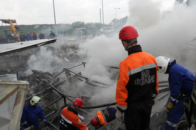 [Photo] 6 người chết trong vụ nổ trạm khí đốt tại Ukraine ảnh 3