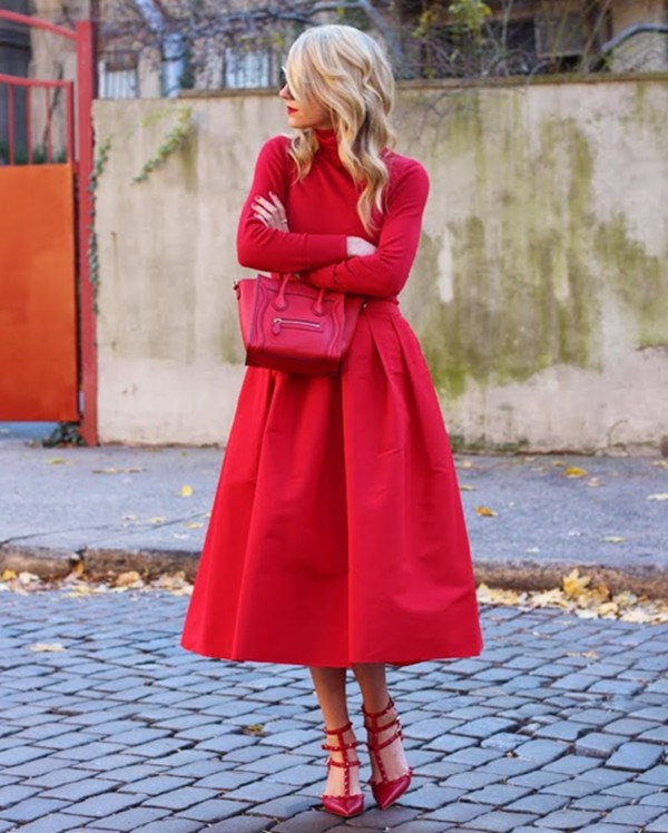 Biến tấu trang phục với những tông màu Giáng sinh rạng rỡ ảnh 2