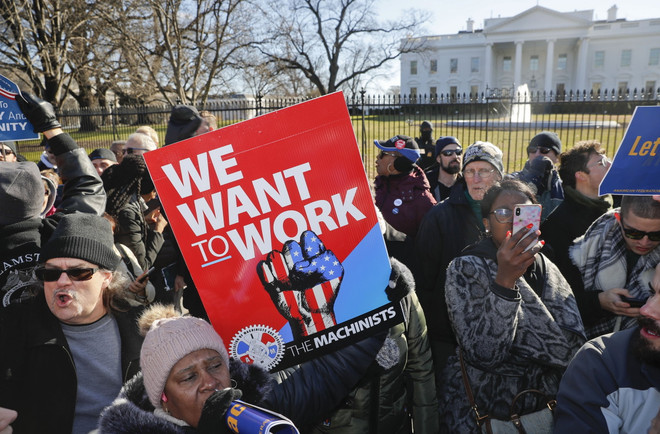 Kinh tế Mỹ có thể tăng trưởng 0% nếu việc đóng cửa chính phủ kéo dài ảnh 1