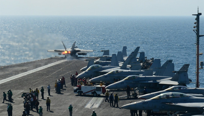 Mỹ tăng cường không kích và cân nhắc tăng quân ở Iraq ảnh 1