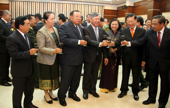 Kỷ niệm 70 thành lập Quân đội Nhân dân VN tại Lào và Campuchia ảnh 1