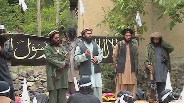 Phiến quân Taliban tại Pakistan. (Nguồn: cnn) Pakistan chuẩn bị hành hình 500 tội phạm khủng bố ảnh 1