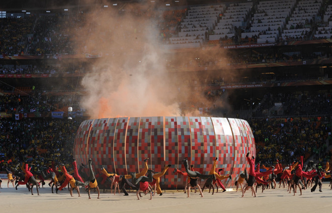Những dấu ấn khó phai trong các buổi lễ khai mạc World Cup ảnh 1
