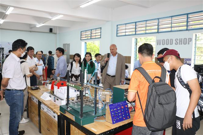 Cần có cơ chế để doanh nghiệp tham gia chương trình khoa học quốc gia ảnh 1