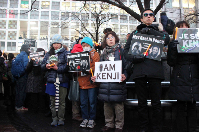 Những hàng chân mày kiệt tác ám ảnh người xem của Romero Jennings ảnh 3