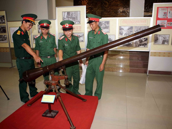 Các tỉnh, thành phố kỷ niệm 60 năm chiến thắng Điện Biên Phủ ảnh 1