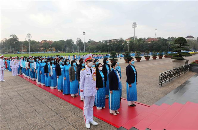 Xây dựng Hội vững mạnh vì hạnh phúc của phụ nữ, phồn vinh của đất nước ảnh 1