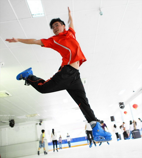 Trượt băng nghệ thuật Việt Nam Funclub - điểm đến thú vị của giới trẻ ảnh 6