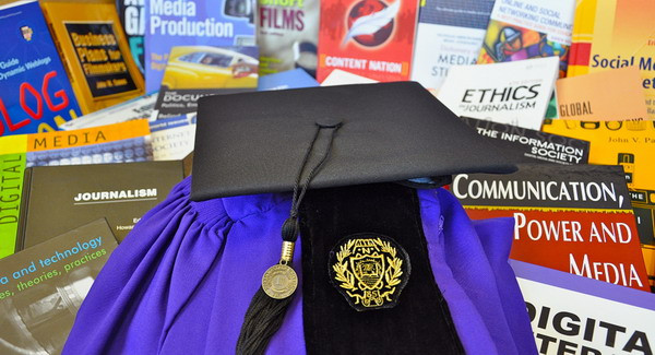 Bằng cấp giữ vai trò quan trọng tại các nước đang phát triển ảnh 1