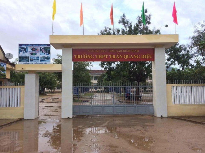 Sở Giáo dục-Đào tạo Bình Định thông tin về vụ học sinh đánh thầy giáo ảnh 1