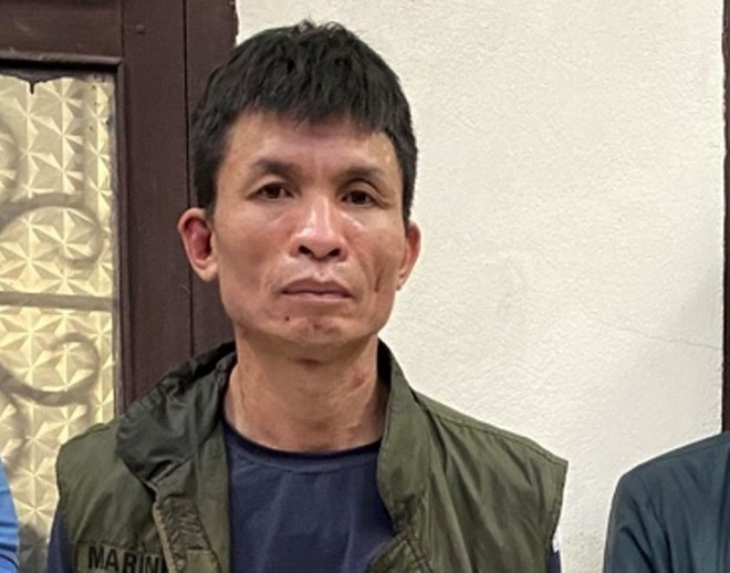 Hà Nội: Bắt khẩn cấp đối tượng tàng trữ ma túy và vũ khí quân dụng ảnh 1