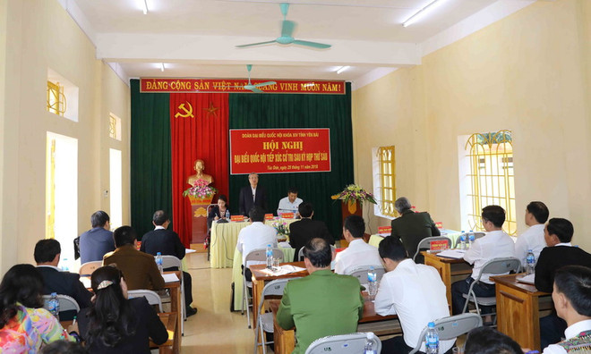 Thường trực Ban Bí thư Trần Quốc Vượng tiếp xúc cử tri tại Yên Bái ảnh 2
