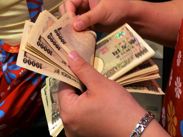 Đồng yen Nhật Bản lên mức cao nhất kể từ giữa năm 2014 ảnh 1