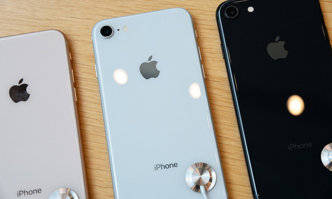 Chi phí thay mặt kính phía sau của iPhone 8 đắt hơn nhiều màn hình ảnh 1