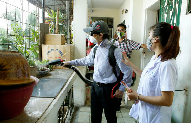 Sốt xuất huyết ở Hà Nội: Nhiều nhà vẫn đóng cửa, cán bộ bị tố tiêu cực ảnh 1