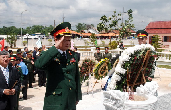 Khánh thành Đài tưởng niệm các liệt sỹ Việt-Lào tại Champasac ảnh 2