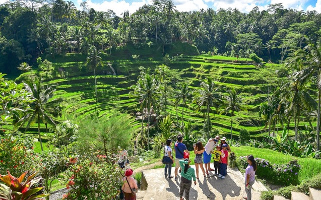 Indonesia có thể hoãn mở cửa trở lại Bali cho du khách nước ngoài ảnh 1