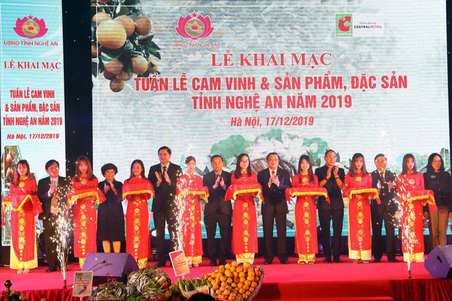 Khai mạc Tuần lễ cam Vinh và sản phẩm, đặc sản Nghệ An tại Hà Nội ảnh 1