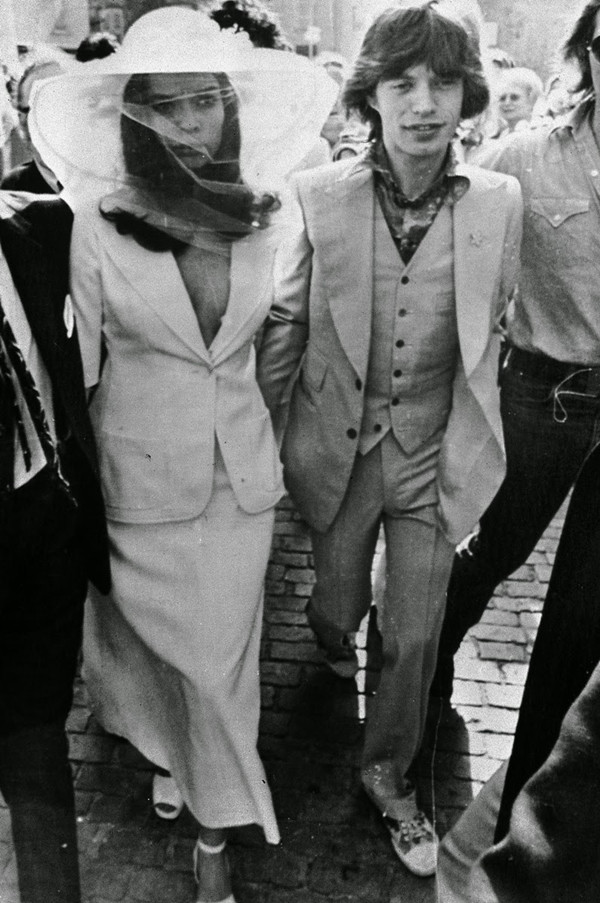 Những mẫu thiết kế không bao giờ lỗi thời trong lịch sử thời trang ảnh 19