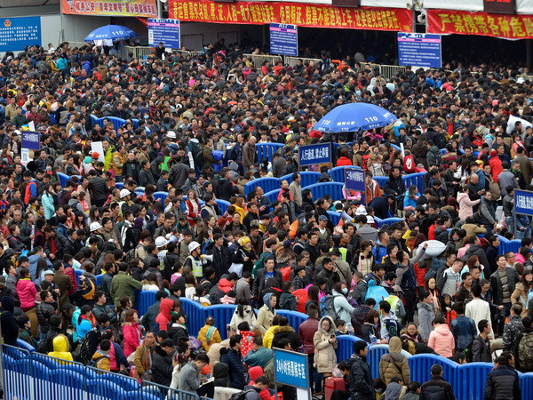 Trung Quốc: Hàng chục nghìn hành khách mắc kẹt ở Quảng Châu ảnh 1