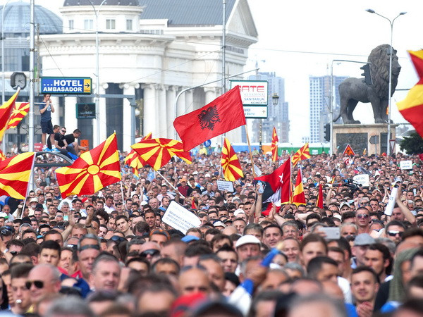 Quốc hội Macedonia hoãn bầu cử trước thời hạn sang tháng 6 ảnh 1