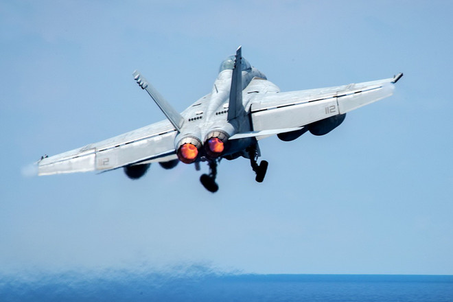 Bộ Ngoại giao Mỹ "mở đường" bán chiến đấu cơ Super Hornet cho Canada ảnh 1