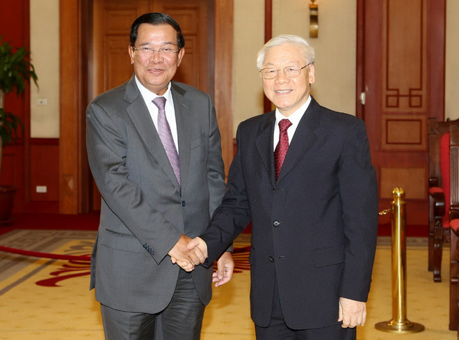 Tổng Bí thư Nguyễn Phú Trọng tiếp Thủ tướng Vương quốc Campuchia Samdech Akka Moha Sena Padei Techo Hun Sen. (Ảnh: Trí Dũng/TTXVN) Tổng Bí thư Nguyễn Phú Trọng tiếp Thủ tướng Campuchia Hun Sen ảnh 1