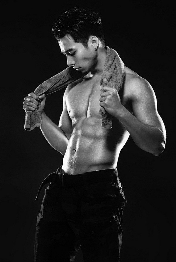 Bộ ảnh nóng bỏng của "quý ông phong cách nhất Hà Nội" ảnh 6