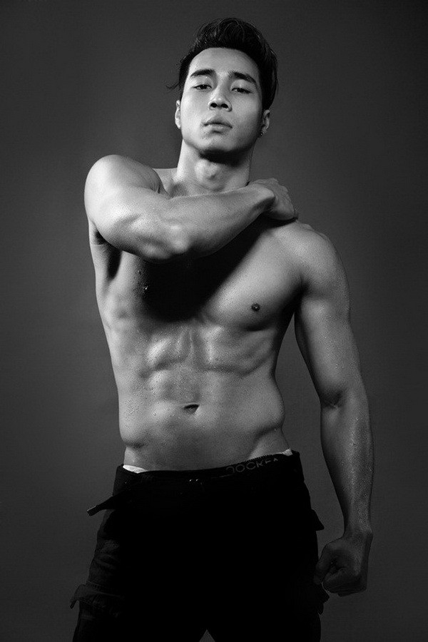 Bộ ảnh nóng bỏng của "quý ông phong cách nhất Hà Nội" ảnh 7