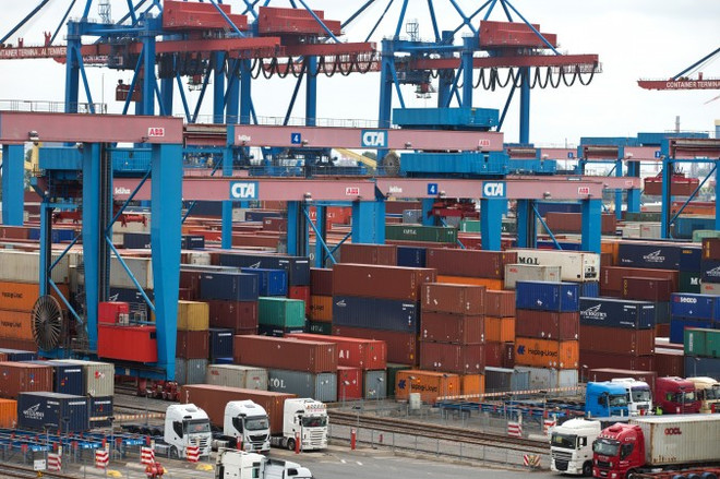 Lạm phát trong Eurozone xuống thấp nhất gần năm năm qua ảnh 1