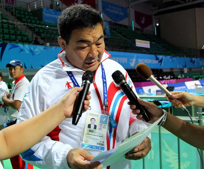 ASIAD 17: Trọng tài môn boxing liên tục bị phản ứng ảnh 1