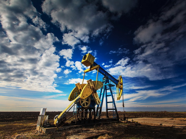 Giá dầu Brent tại châu Á đã vượt mức 34 USD mỗi thùng ảnh 1