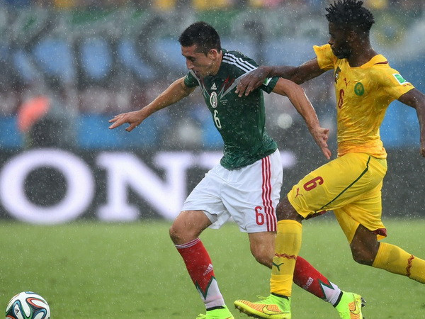 Thông tin thú vị của trận Mexico hạ gục Cameroon 1-0 ảnh 1