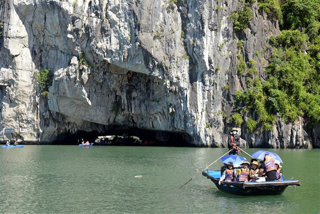 Tái diễn hành vi lừa tiền đặt cọc của khách đi du lịch Hạ Long ảnh 1