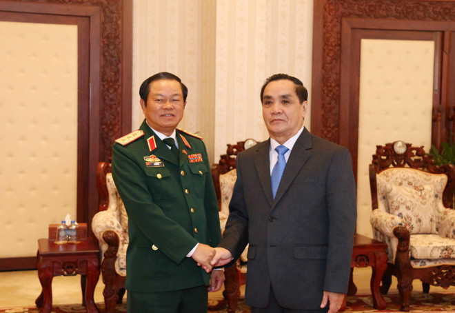 Thủ tướng Lào: Quân đội Lào và Việt Nam cần hợp tác sâu hơn ảnh 1