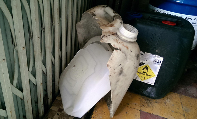 Nổ axit kinh hoàng ở chợ "thần chết" Kim Biên, 5 người bị thương ảnh 3