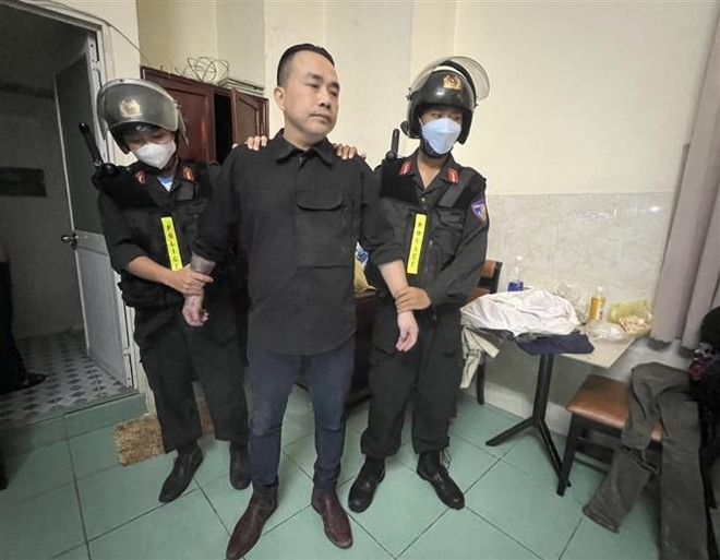 Đồng Nai: Bắt đối tượng dùng "ảnh nóng" tống tiền người tình cũ ảnh 2