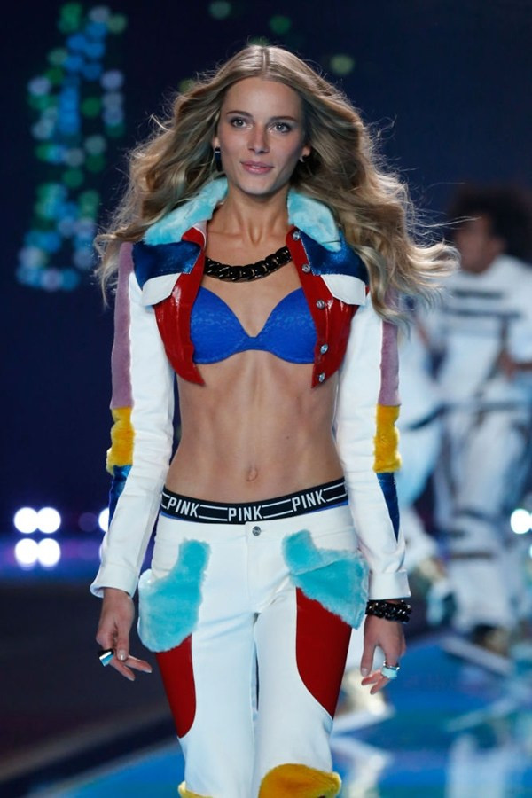 Làm đẹp theo cách của các "thiên thần Victoria's Secret" ảnh 17