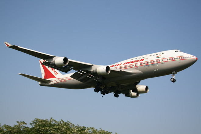 Các hãng hàng không Ấn Độ ngừng sử dụng không phận Ukraine ảnh 1