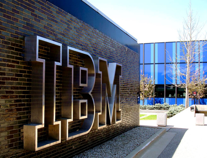 Tập đoàn IBM đặt mục tiêu 40 tỷ USD doanh thu vào năm 2018 ảnh 1