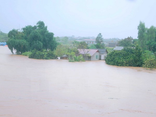 [Video] Mưa lũ cuốn trôi nhiều công trình dân sinh tại Điện Biên ảnh 1