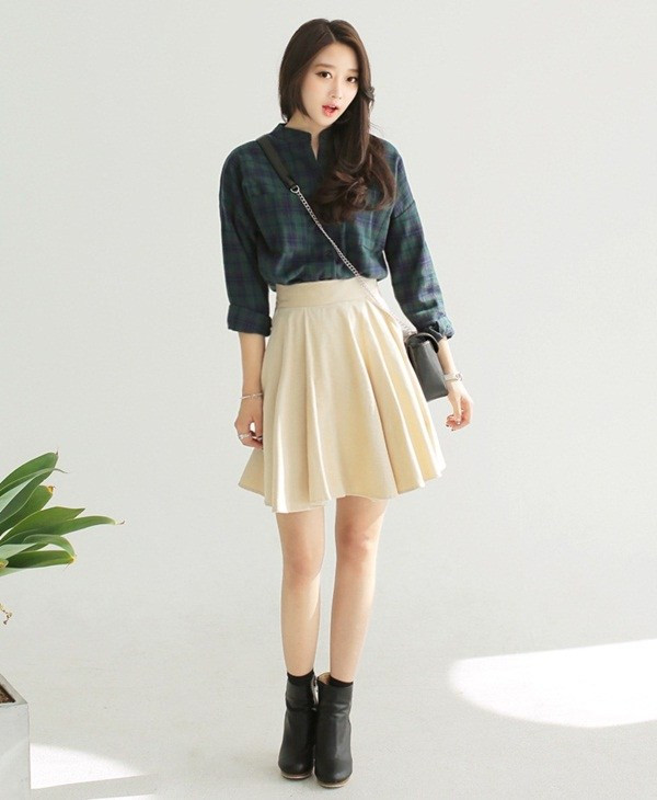 Ba "tuyệt chiêu" phối đồ kẻ carô quyến rũ cho mùa Đông ảnh 12