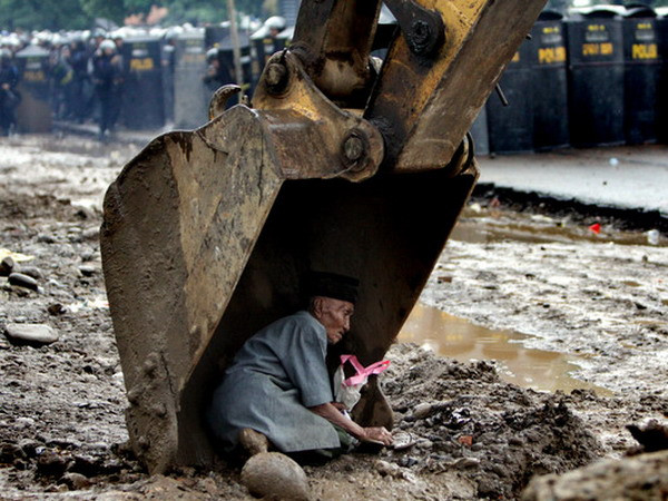 Hai thách thức hàng đầu của tân Tổng thống Indonesia ảnh 1