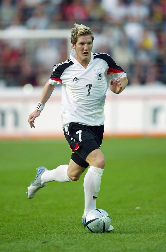 Những khoảnh khắc vàng của người hùng Bastian Schweinsteiger ảnh 4