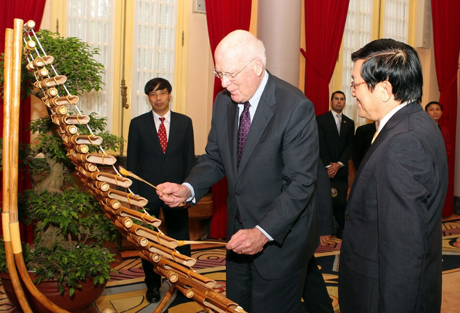 [Photo] Đoàn nghị sỹ Hoa Kỳ thăm chính thức Việt Nam ảnh 2