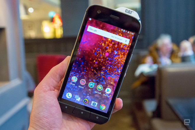 Cat S61 - chiếc điện thoại đầu tiên có tính năng "ngửi" mùi độc hại ảnh 1